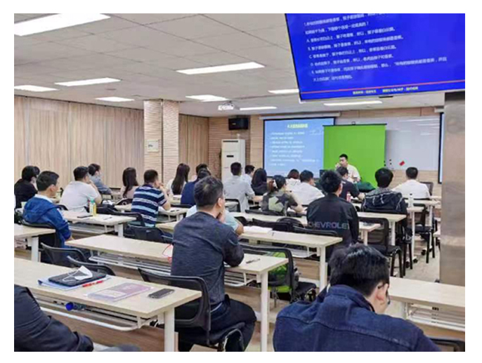 南京华章教育管理类联考辅导费用贵吗？