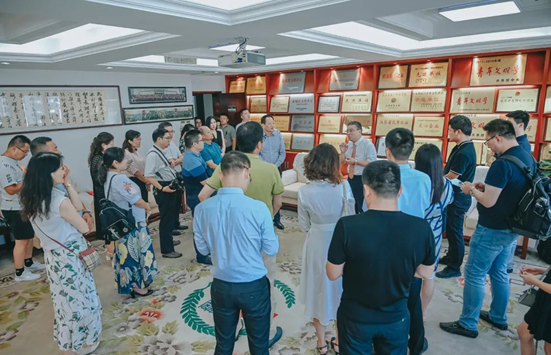 仁禾中衡咨询集团董事长梁泽泉.jpg