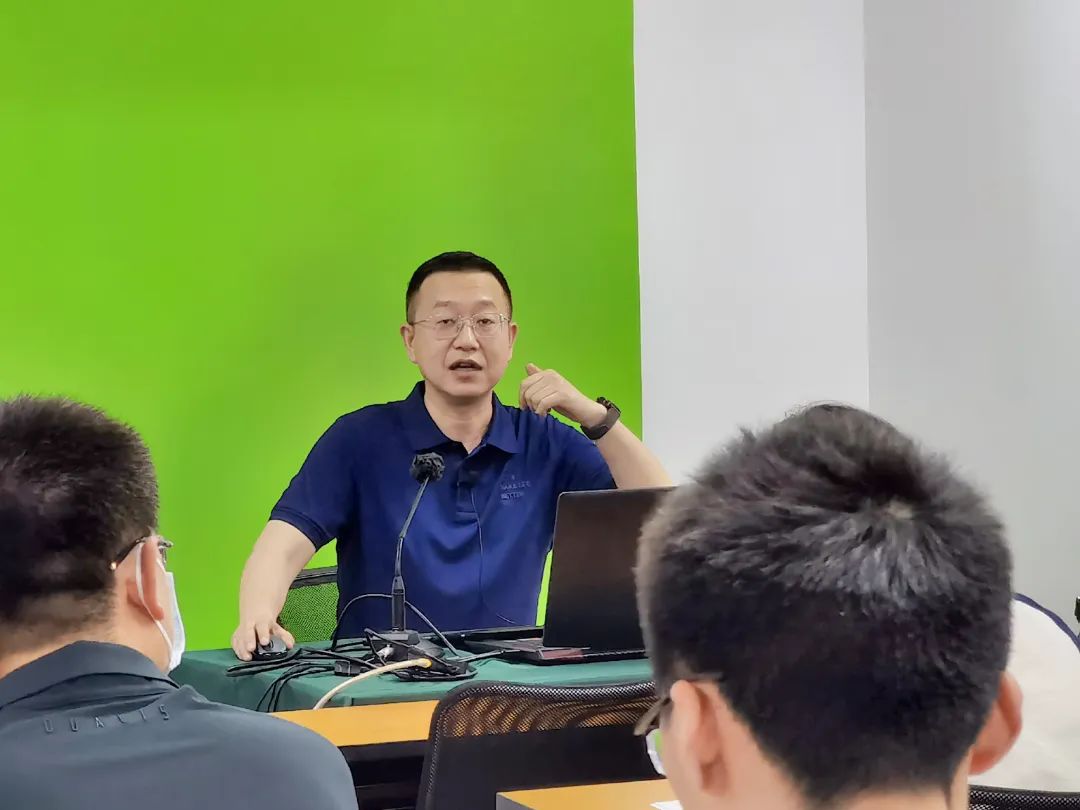 南京华章王诚老师